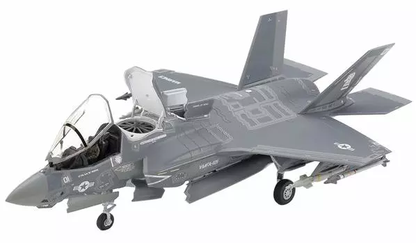 Tamiya 172 Warbird Collection No.91 US Marine Corps Lockheed Martin F-35B Lightning II Plastic Model 60791