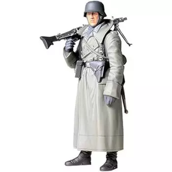 TAMIYA 1/16 World Figure Series No.06 Немецкий армейский пулеметчик, поздний тип, шинель, пластиковая модель 36306