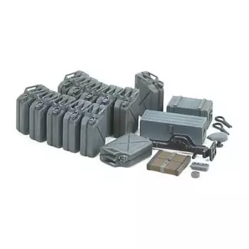 TAMIYA 1/35 Military Miniature Series No.315 German Army Early Type Jerry Can Set Plastic Model 35315