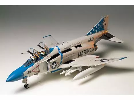 Tamiya Aircraft Series US Navy McDonnell Douglas Phantom II Plastic Model 60306 1/32 No.06 F-4J