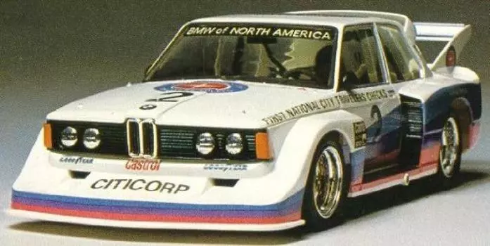 Tamiya BMW 320i Racing Sports 1/24 (1/24 Машина24002)