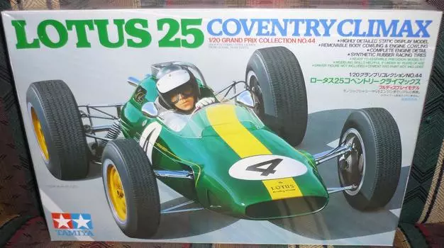 Tamiya Grand Prix Collection Series Lotus 25 Coventry Climax Пластиковая модель 20044 1/20 № 44