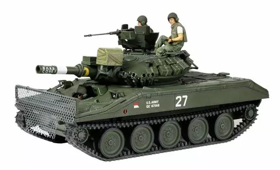 Tamiya Пластиковая модель американского авиадесантного танка времен войны во Вьетнаме M551 Sheridan в масштабе 135 25185