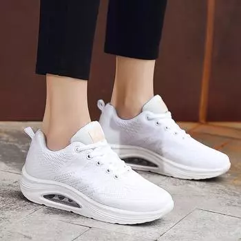 Танцевальная обувь женская обувь на воздушной подушке с платформой-качалкой спортивная повседневная обувь, подчеркивающая стройность и рост студентка колледжа прогулочная обувь 35