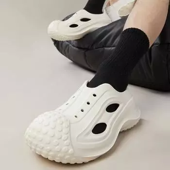 Тапочки для женщин и мужчин из ЭВА, мягкие полые тапочки для сада, дизайнерские тапочки с дырками, женские кроссовки, пляжная обувь, сандалии без застежек 36-37 чёрный