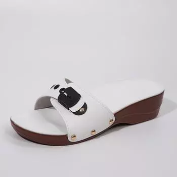 Тапочки для женщин Модные сандалии на толстом каблуке Летние новые тапочки на танкетке Регулируемая пряжка с ремешком Тапочки с заклепками Sandalias Mujer 36 белый