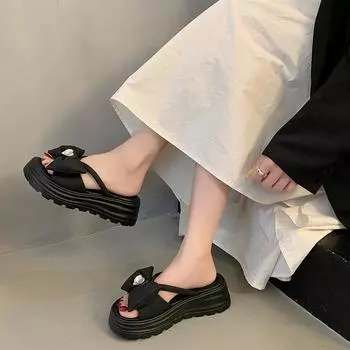 Тапочки Fairy Wind Cool женские летние туфли 2025 года новые повседневные модные туфли с толстым дном со стразами, наступающие на дерьмо, приморские тапочки 35 чёрный