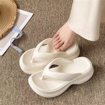 Тапочки из ЭВА женские домашние на платформе 2025 новые шлепанцы для ходьбы по дерьму пляжная обувь для улицы 36-37 белый