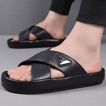 Тапочки мужские 2025 летняя модная верхняя одежда повседневная мягкая подошва нескользящая дезодорирующая модные спортивные легкие классные тапочки мужские 38