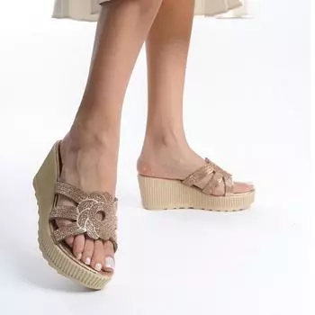 Тапочки на танкетке для женских сандалий, весенняя мода 2024