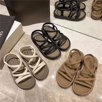 Тапочки на толстой подошве, женская летняя верхняя одежда 2025 года, новая мода, перекрестные ремешки, наступающие на дерьмо, туфли-маффины на плоской подошве, классные тапочки 35 чёрный