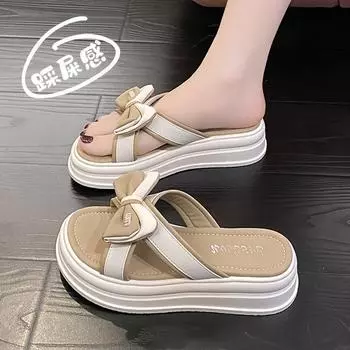 Тапочки на толстой подошве женские 2024 новые летние красивые классные тапочки для дома в помещении для отдыха в офисе маленькие ароматные ветряные 35 чёрный