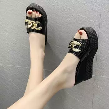 Тапочки на высоком каблуке с цепочкой, женские повседневные летние туфли, белые, черные, на платформе, на танкетке, женские пляжные тапочки, женская обувь 35 белый