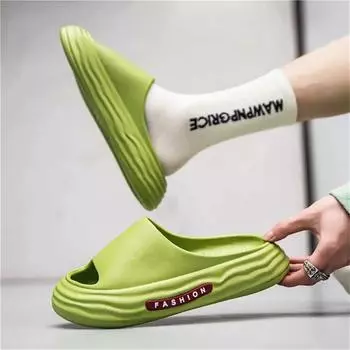 Тапочки с открытым носком и нескользящей подошвой. Домашняя мода. Сандалии. Обувь. Мужские кроссовки-хлопушки. Спорт. Последние модели. Тенидс. Колледж. 5