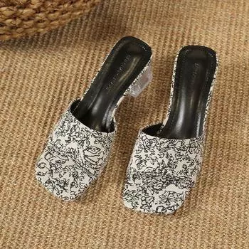 Тапочки в китайском стиле с вышивкой, новые летние шлепанцы на массивном среднем каблуке с открытым носком и кристаллами, высокие каблуки 35 грязно-белый