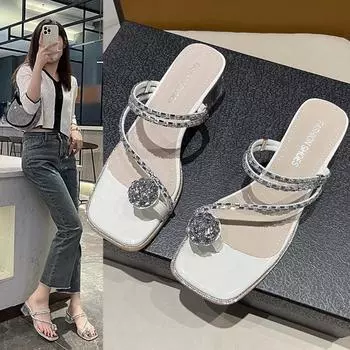 Тапочки во французском стиле на массивном каблуке. Шлепанцы со стразами и бриллиантами. Универсальные римские сандалии с перекидным носком. 35 серебряный