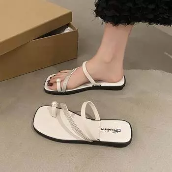 Тапочки женская верхняя одежда лето 2024 новый бриллиант с толстым дном универсальная верхняя одежда интернет знаменитости выход модные классные тапочки 36