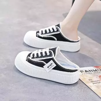 Тапочки женские 2024 года, новая летняя верхняя одежда, сандалии с толстой подошвой и одной педалью, повседневные сандалии высокого класса Интернет-знаменитости 35 чёрный