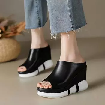 Тапочки женские летние 2024 новые наружные босоножки на танкетке с высоким каблуком женские туфли Fish Mouth Color Blocking Classic Slides Zapatos 35 белый