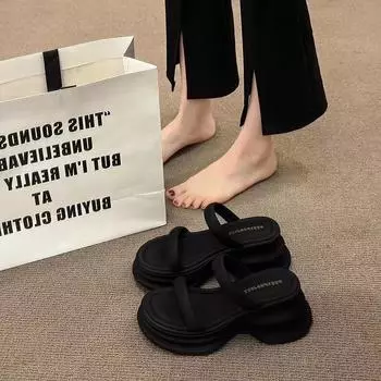 Тапочки женские лето 2025 новые черные легкие на толстой подошве толстый каблук с модной верхней одеждой увеличивающие рост сандалии женские 35 чёрный