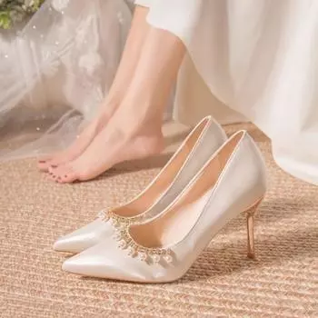 Tassel wedding shoes women s 2024 new French bridal shoes high-end Xiuhe wedding dress two wear not tired feet high heels 34