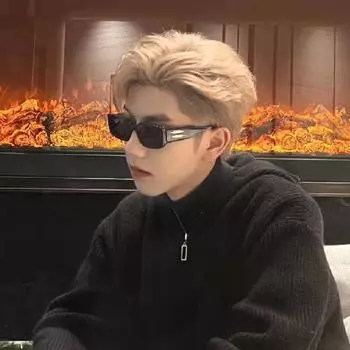 Те же самые солнцезащитные очки Модная девушка Личность Мода Ретро Уличный снимок Хип-хоп Солнцезащитные очки - чёрный