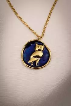 Темно-синее эмалированное колье золотого цвета с изображением совы