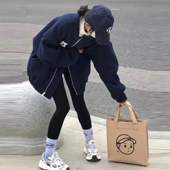 Темно-синяя толстовка женская осенне-зимняя свободная бархатная утолщенная бейсбольная форма в американском стиле ленивая куртка на молнии средней длины модная S wears 88-52kg