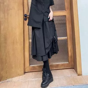 Темное платье с неровным бантом и крупной рыхлой строчкой Black All yards