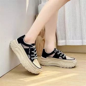 Темные ботинки на плоской подошве размера 39 для женщин 2024 года, женские черные кроссовки, женская летняя обувь, спортивная обувь класса люкс, приветственная сделка, тренд 4.5