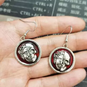 Темные готические панк-ювелирные изделия ретро-серьги с черепом на половину лица красные модные крутые серьги на Хэллоуин