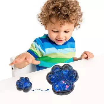 Темный кот сжимает декомпрессионную игрушку, высококачественная грязевая декомпрессия чёрный