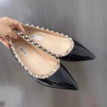 Temperament 5cm small V home rivet light mouth nude pointed head inner height increase soft patent leather single shoes women s commuter shoes 35