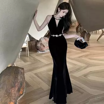 Temperament Celebrity Приталенное бархатное платье с перфорацией для ногтей S чёрный