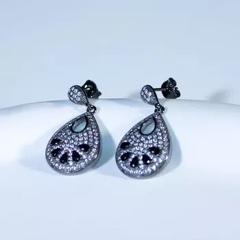 Темперамент Длинные кисточки Капли воды Черные 925 стерлингового серебра серьги-гвоздики для женщин Серьги циркон чёрный
