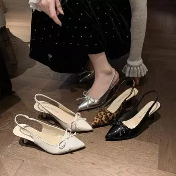 Temperament patent leather pointed-toed thin-heeled sandals women s 2025 commuter bag head empty sandals high-end bow single shoes 35 чёрный