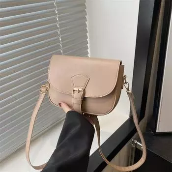 Темперамент простой и модный, популярная в этом году однотонная сумка-седло для женщин 2024 года, новая сумка-мессенджер через плечо, повседневная сумка чёрный