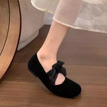 Temperament retro ballet style square head flat bottom shallow mouth single shoes women s 2025 new spring and autumn French soft sole Mary Jane shoes 35