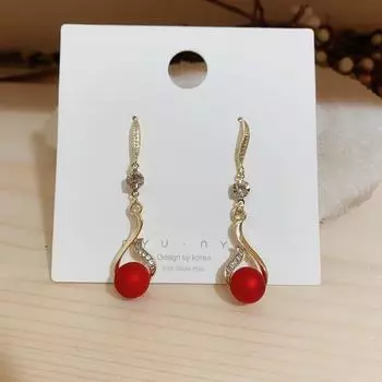 Темперамент ретро гонконгский стиль красный матовый жемчуг нежный ветер индивидуальные серьги женские красный