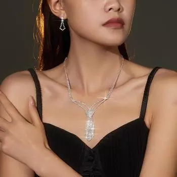 Темперамент Роскошный блестящий комплект из двух серег и ожерелья со стразами, модный комплект свадебных украшений