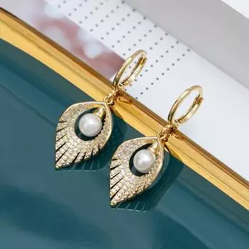 Темперамент Универсальный дизайн Серьги-пряжки Изысканные серьги Модные серьги с бриллиантами Цирконовые серьги-листья для женщин 14k