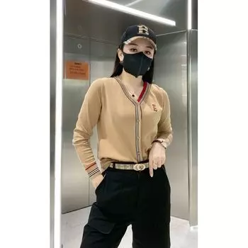 Temperament Wild V-neck Fashionable Knitwear Top T-shirt Camel color S