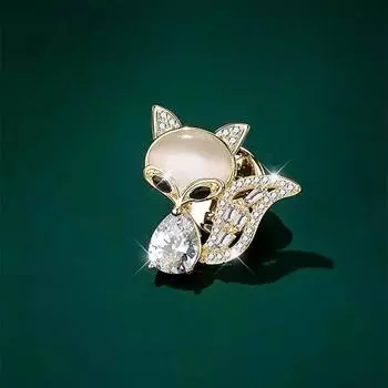 Темпераментная маленькая лисица брошь высокого класса женская ниша высокого класса дизайн корсаж изысканная анти-свет пряжка булавка с ювелирными изделиями