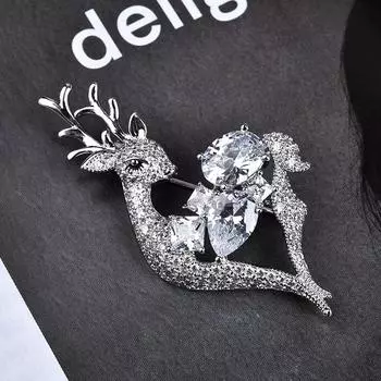 Темпераментный кристалл милый олень брошь простая и универсальная булавка модные аксессуары серебряный