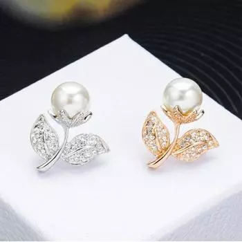 Темпераментный небольшой ароматный стиль, брошь «Фрукт любви», высококачественная женская антибликовая булавка в виде цветка, ретро-универсальные аксессуары для жемчужного корсажа