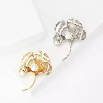 Темпераментный сплав жемчуг немое золото гинкго билоба брошь простая мода женская одежда корсаж ювелирные изделия булавка