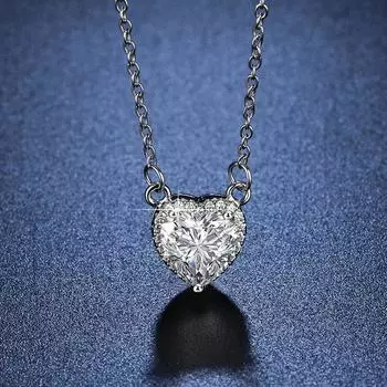 Темпераментный универсальный белый бриллиант имитация муассанита кулон в форме сердца женский, модное ожерелье в виде ключицы