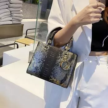 Тенденция 2023 года: Женская сумка через плечо из натуральной кожи с узором «Змея» Сумка принцессы Дианы чёрный