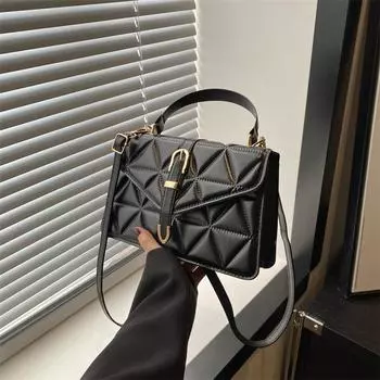 Тенденция мода личность эстетика ниша дизайн весна новинка 2024 новая сумка через плечо повседневная маленькая квадратная сумка чёрный