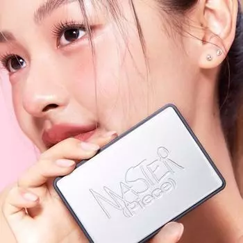 Тени для век Two One By Genuine Magnetic Eyeshadow 19 цветов 01 Taupe